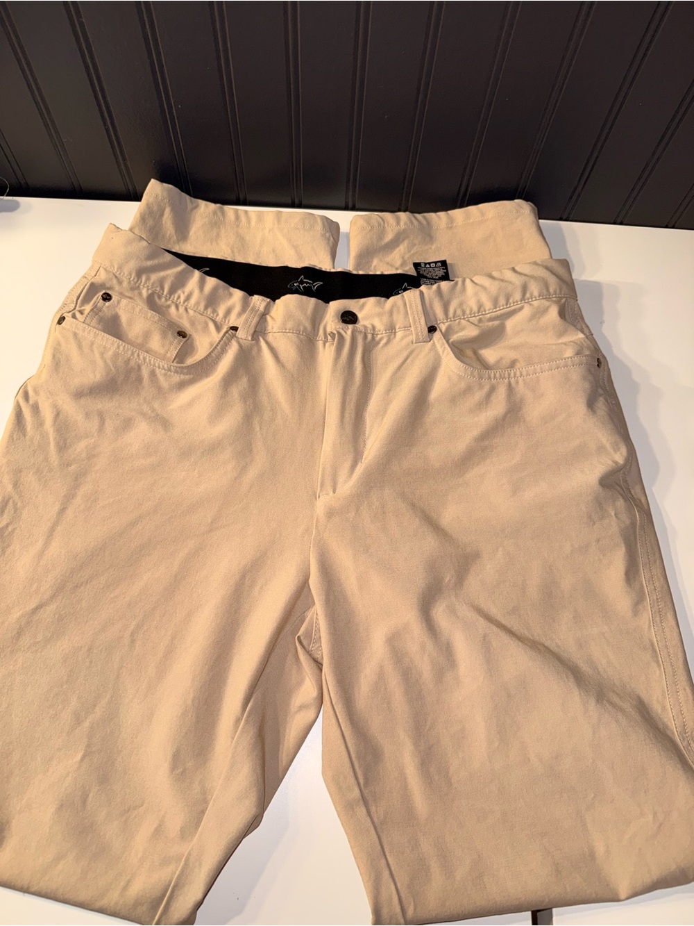 Greg‎ Norman Collection Men’s Cargo Pants in Beige